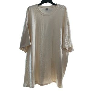 Gildan Ultra Cotton Crew Neckline T-shirt